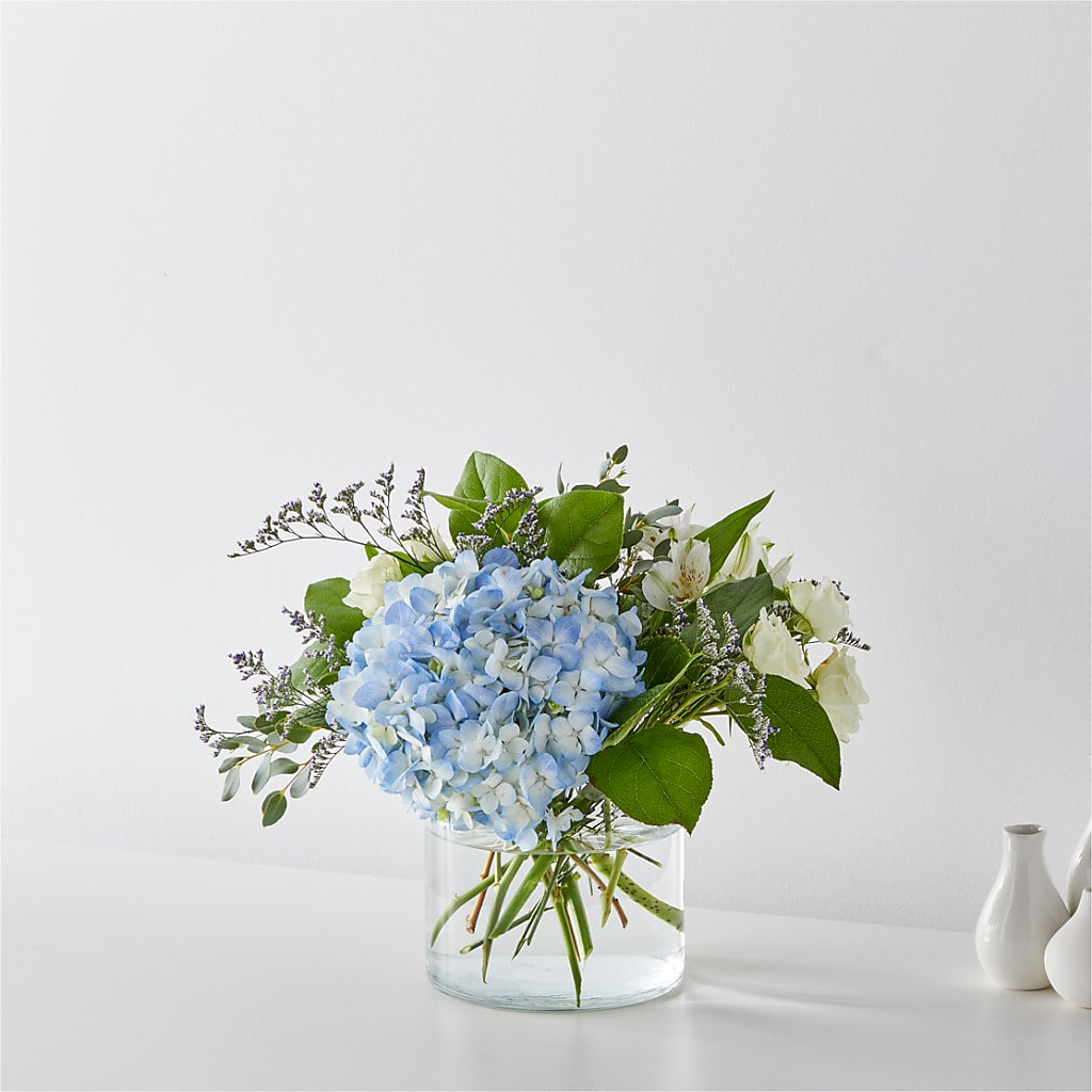 Coastal Blossom Bouquet – MEME'S FRANKLIN FLOWER SHOP, Franklin LA
