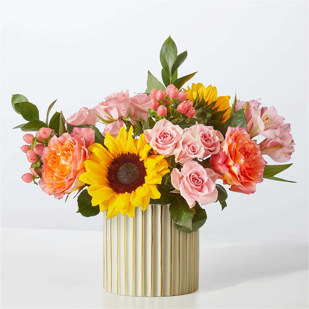 Sun's Out Bouquet – MEME'S FRANKLIN FLOWER SHOP, Franklin LA