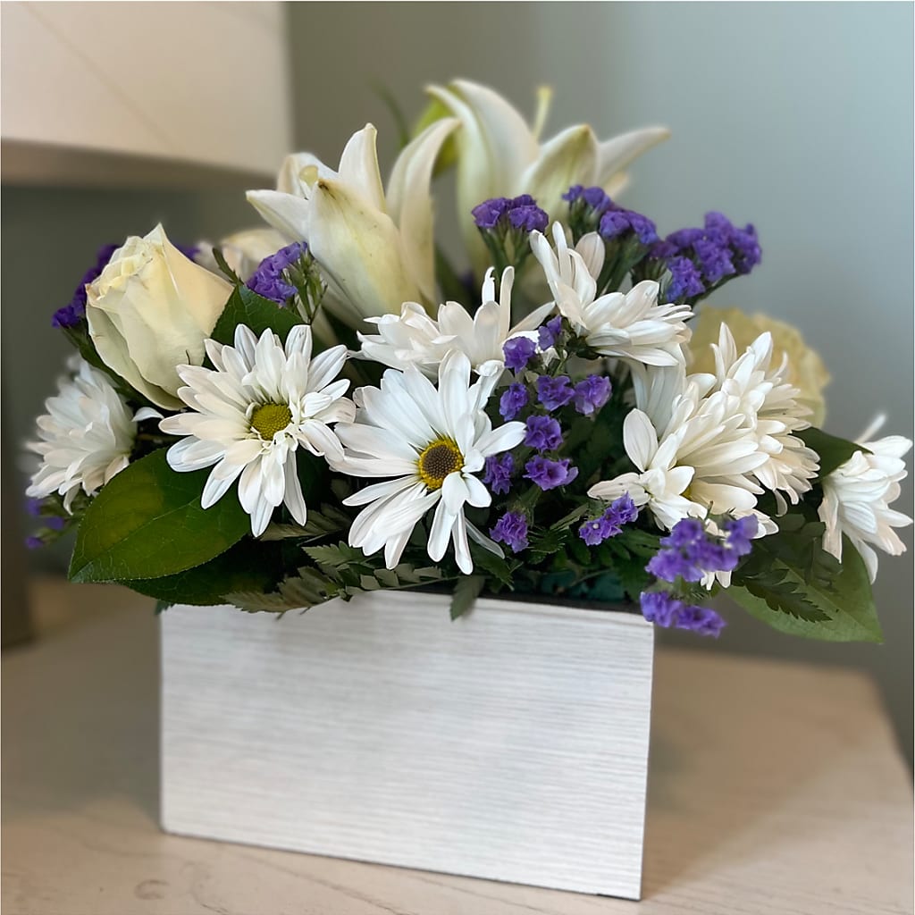 Beyond Blue Box Bouquet – MEME'S FRANKLIN FLOWER SHOP, Franklin LA