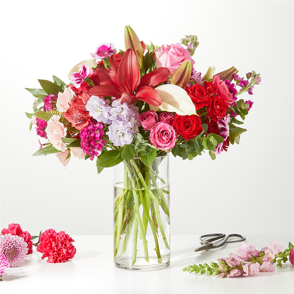 Swooning Over You - A Luxury Florist Original – MEME'S FRANKLIN FLOWER SHOP, Franklin LA