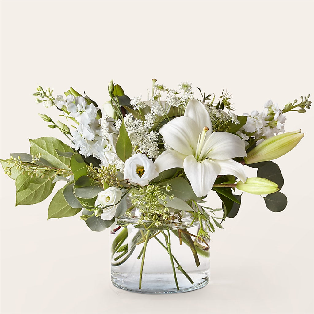 Alluring Elegance Bouquet – MEME'S FRANKLIN FLOWER SHOP, Franklin LA
