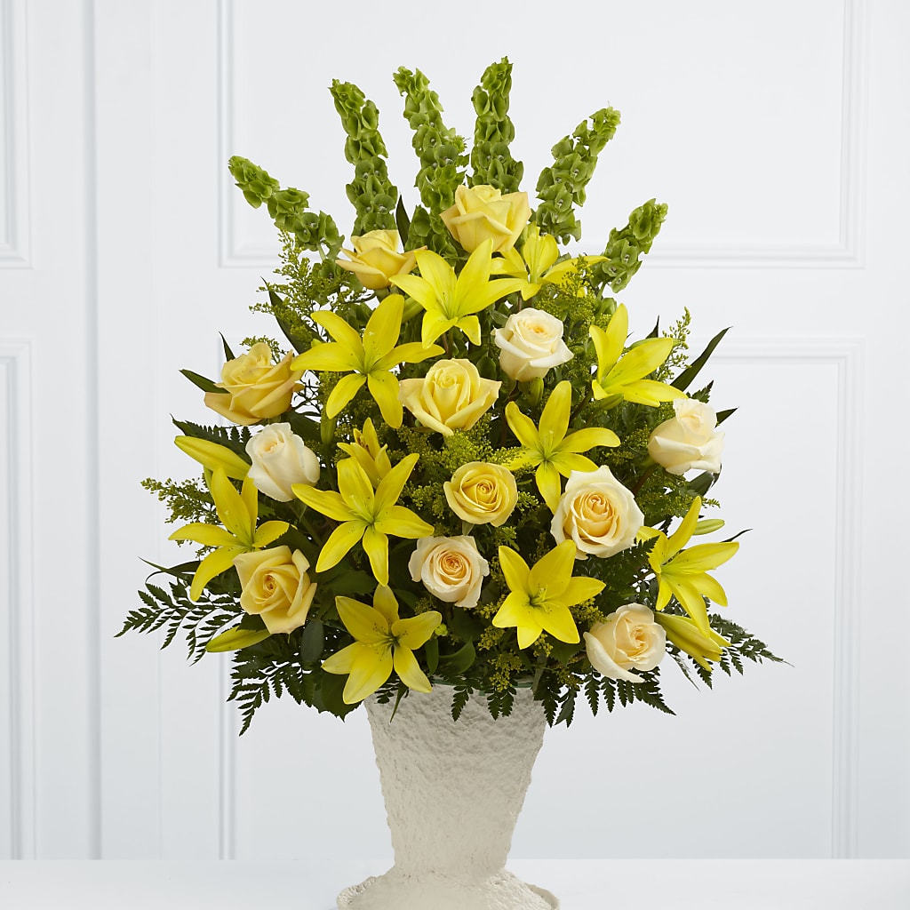 Golden Memories Arrangement – MEME'S FRANKLIN FLOWER SHOP, Franklin LA