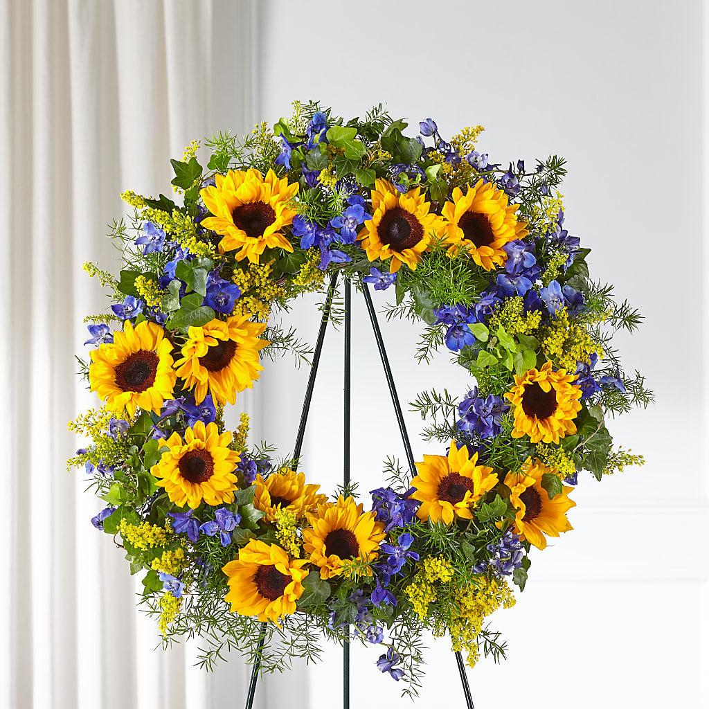 Bright Rays Wreath – MEME'S FRANKLIN FLOWER SHOP, Franklin LA