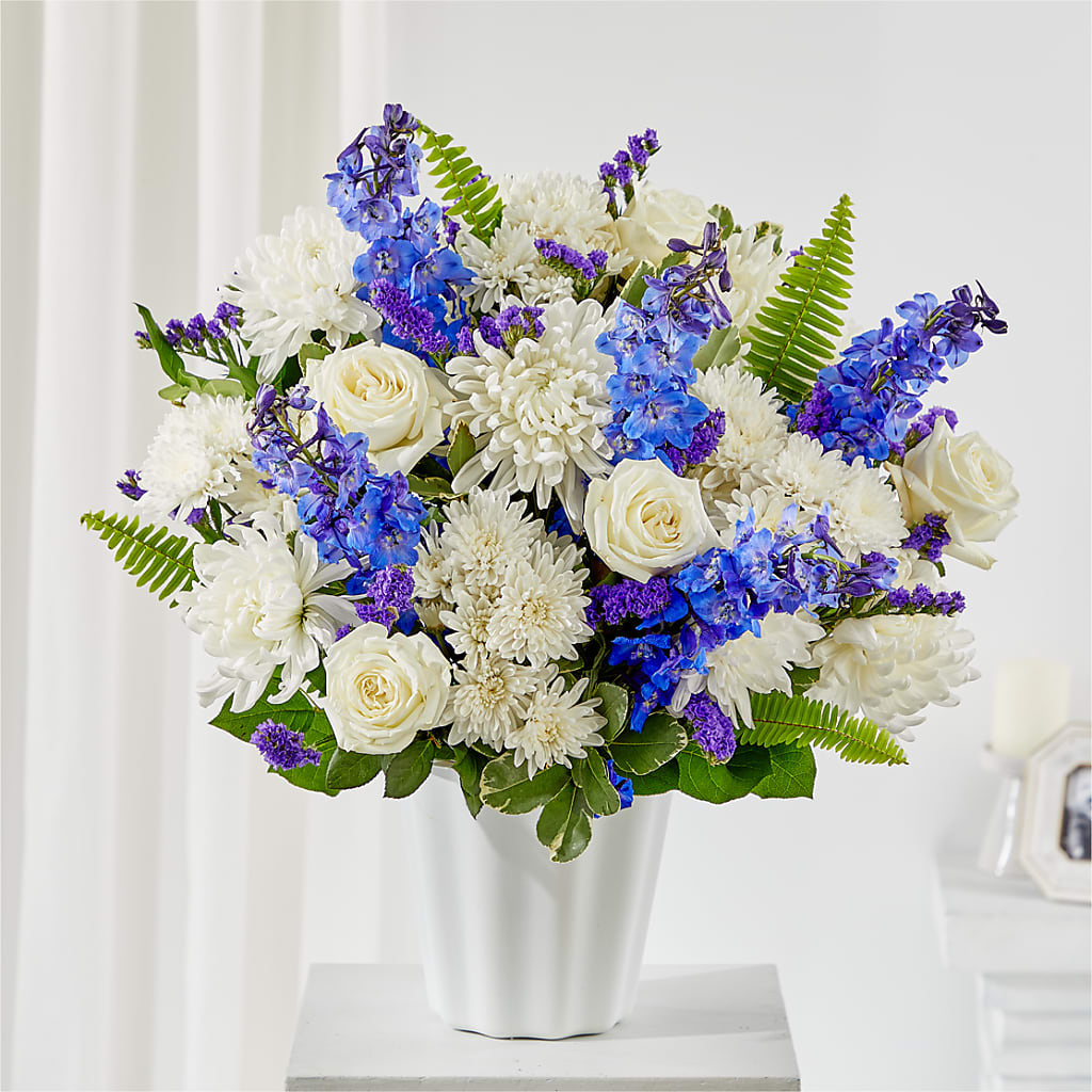 Hold Dear Tabletop Basket – MEME'S FRANKLIN FLOWER SHOP, Franklin LA