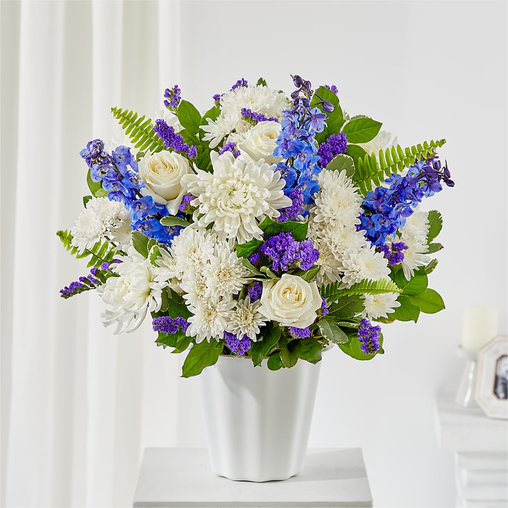 Hold Dear Tabletop Basket – MEME'S FRANKLIN FLOWER SHOP, Franklin LA