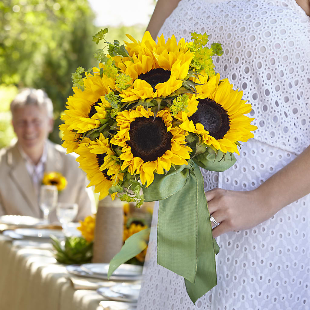 Free Spirit Bouquet – MEME'S FRANKLIN FLOWER SHOP, Franklin LA