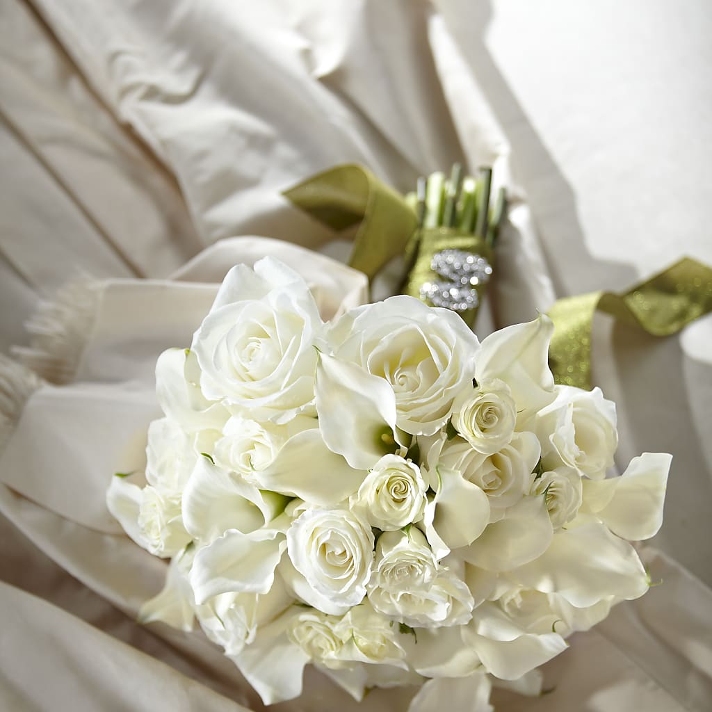 Serene Highness Bouquet – MEME'S FRANKLIN FLOWER SHOP, Franklin LA
