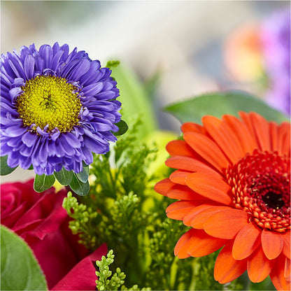Bold & Bright – A Florist Original – MEME'S FRANKLIN FLOWER SHOP, Franklin LA