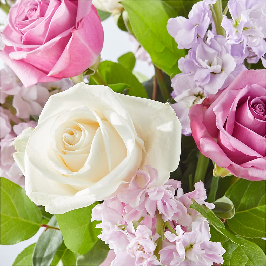 Springtime Spritz Bouquet – MEME'S FRANKLIN FLOWER SHOP, Franklin LA