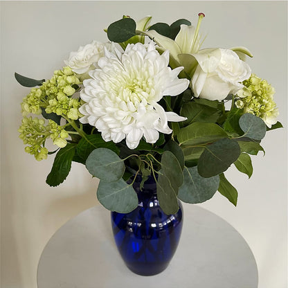 Snowy Dreams Bouquet – MEME'S FRANKLIN FLOWER SHOP, Franklin LA