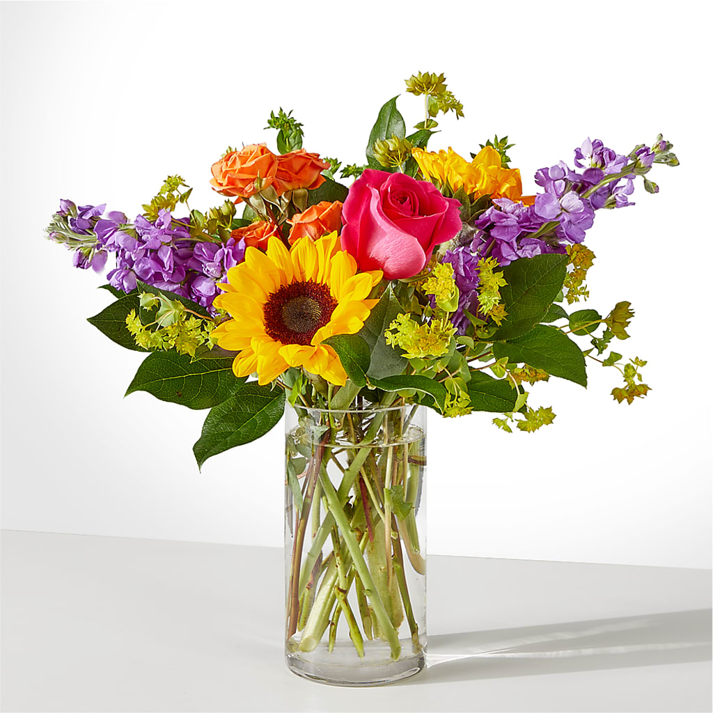 Vibrant Greetings Bouquet – MEME'S FRANKLIN FLOWER SHOP, Franklin LA