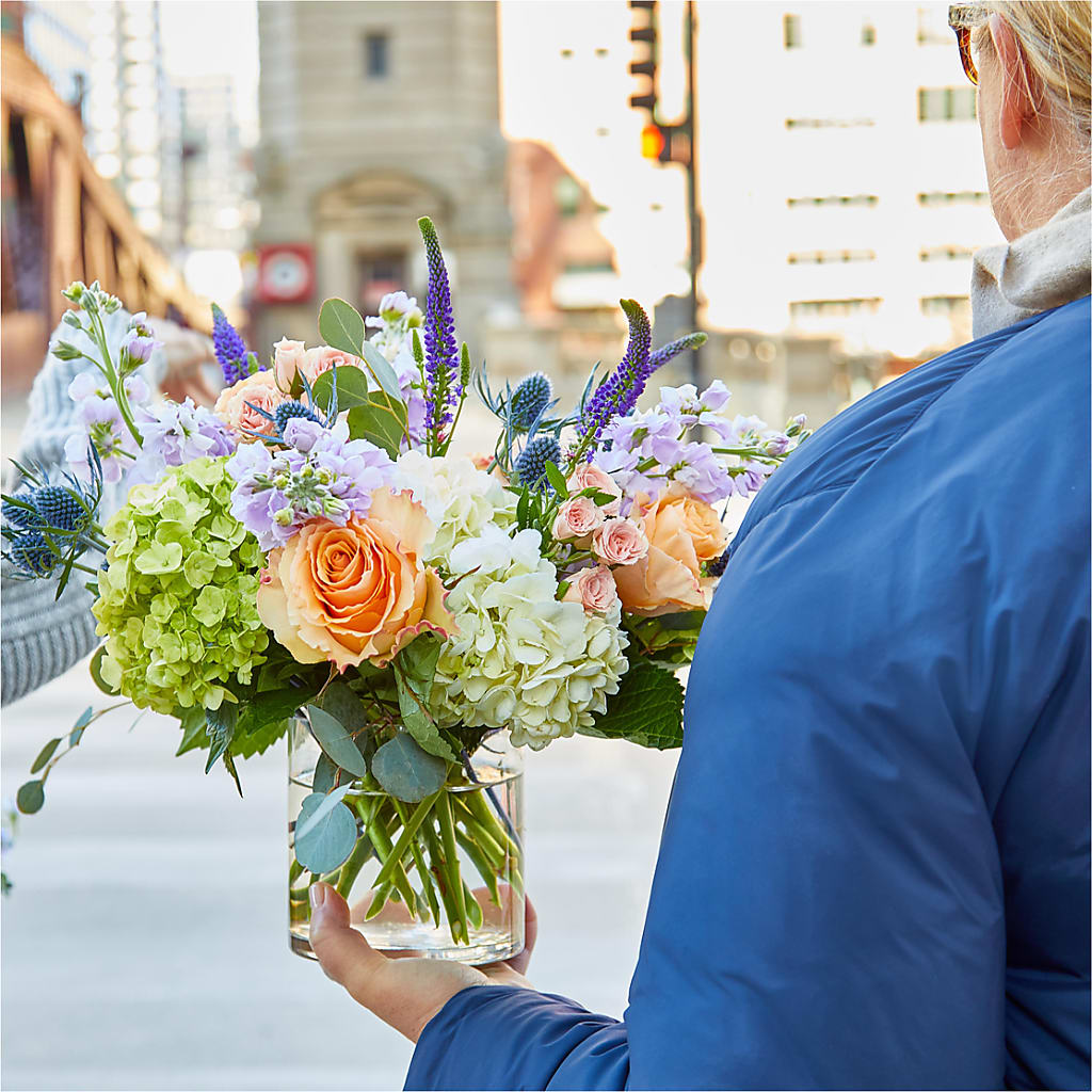 Porch Swing Bouquet – MEME'S FRANKLIN FLOWER SHOP, Franklin LA