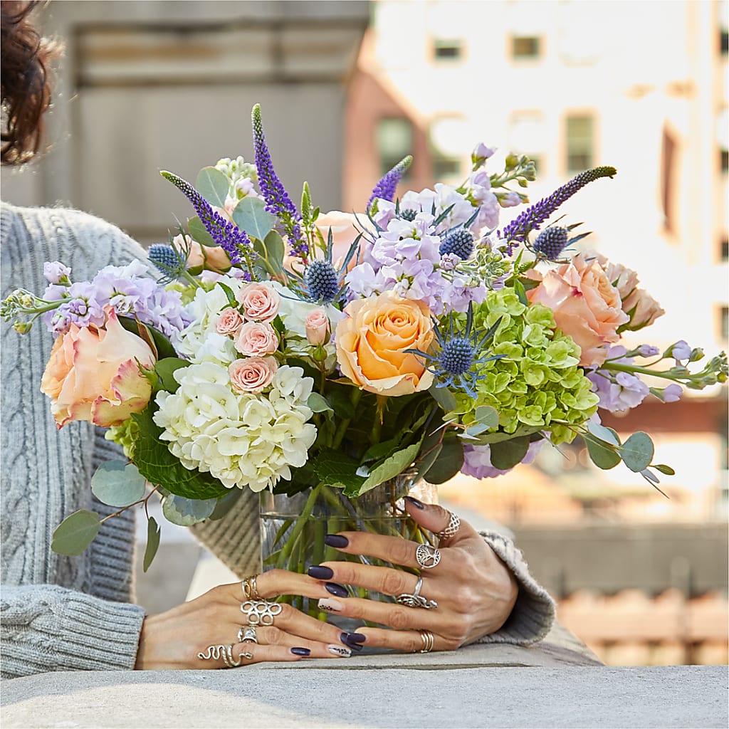 Porch Swing Bouquet – MEME'S FRANKLIN FLOWER SHOP, Franklin LA