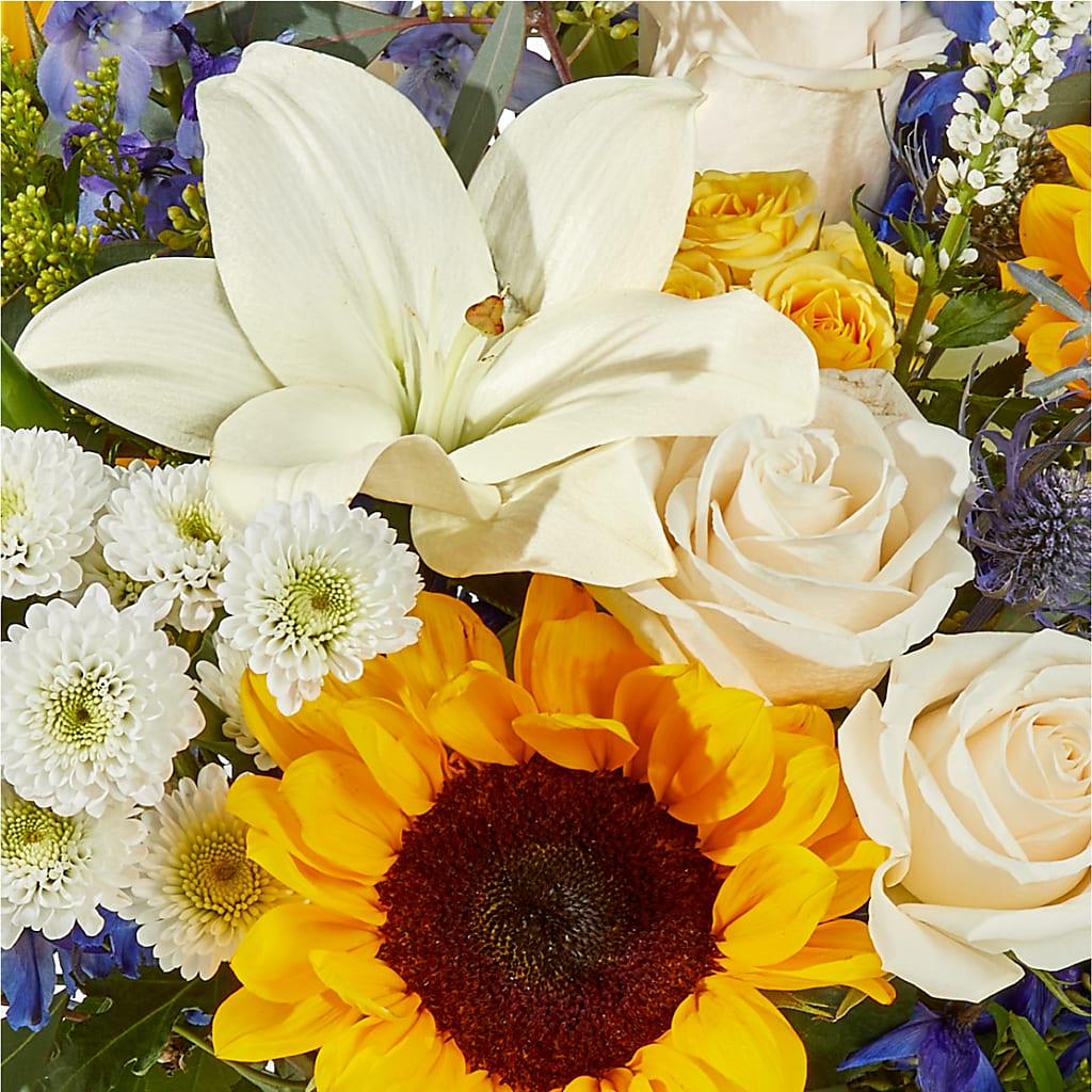 Wonderfully Sunny Bouquet – MEME'S FRANKLIN FLOWER SHOP, Franklin LA