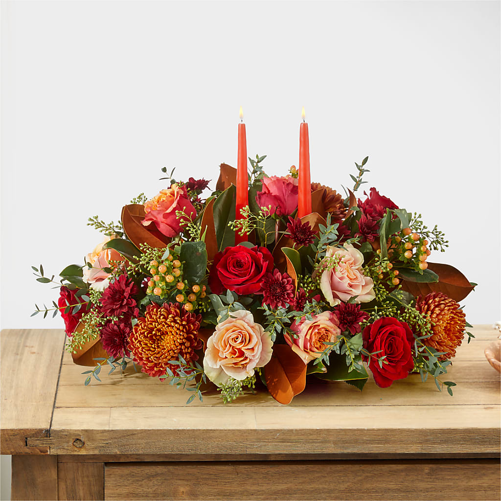 Gather Near Centerpiece – MEME'S FRANKLIN FLOWER SHOP, Franklin LA
