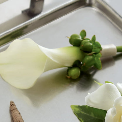 White Calla Boutonniere – MEME'S FRANKLIN FLOWER SHOP, Franklin LA
